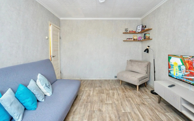 Квартира 2-ком. Кварт Рента рядом с метро Молодежная