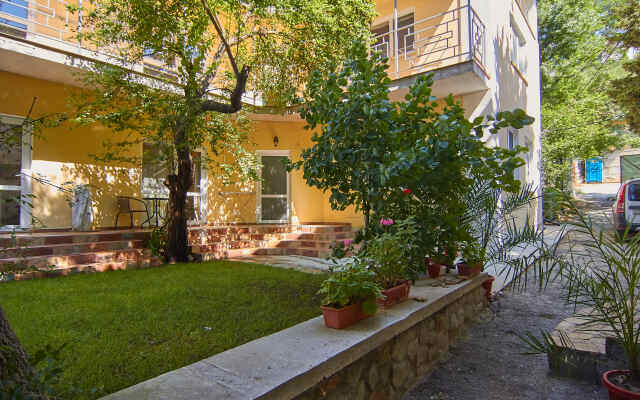 Bolshaya Medveditsa Guest House
