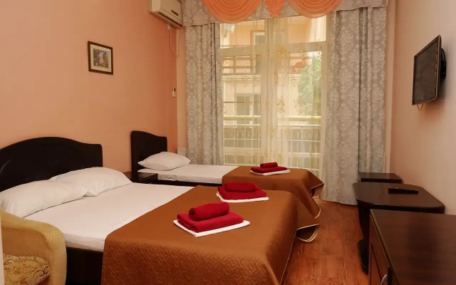 Aleksandros Guest House