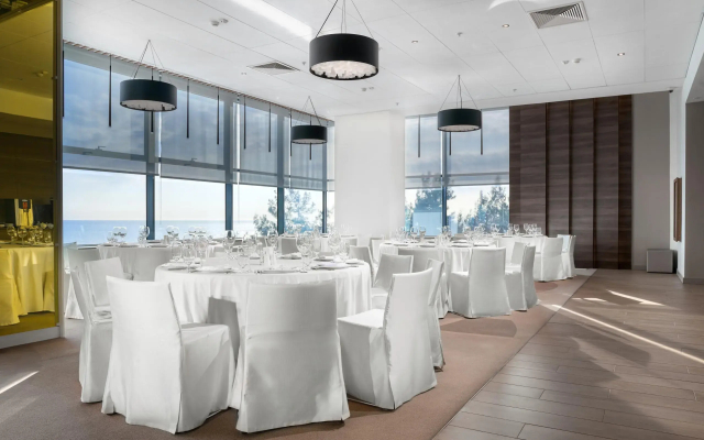 Отель Mercure Sochi Center