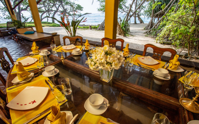 South Point Abbey 4 bedroom beach front Villa