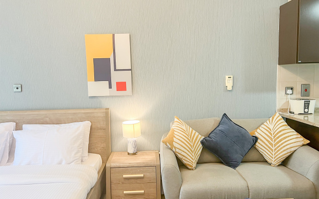 Cosmos Living Spacious Studio With Balcony Apartments