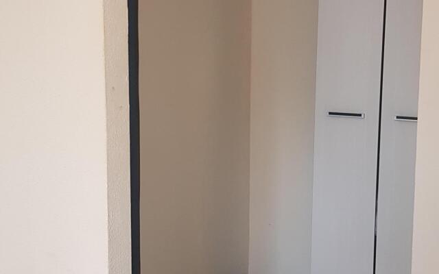 Apartments on Yunaya 16