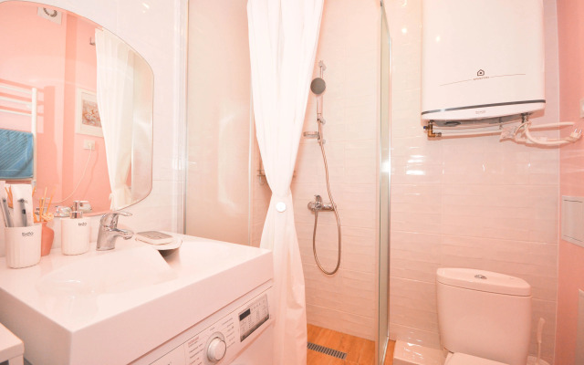 V klassicheskom stile na Komsomolskoy Flat