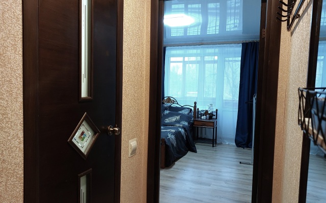 Yevrodvushka V Tsentpe Yaroslavlya Flat