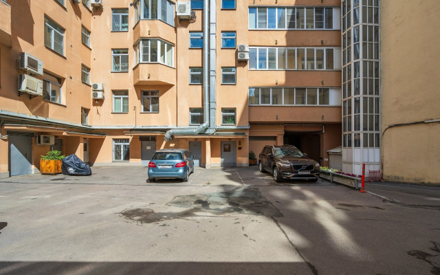 Квартира SpbMain СпбМэйн на наб. реки Карповки