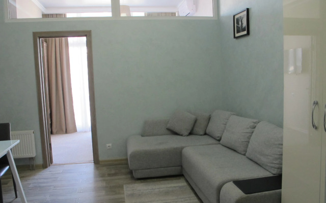 Bulvar Nadezhd 6/2 Apartaments