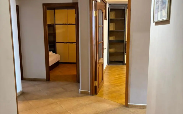 Апартаменты RentInnYerevan 1 Pushkin Street
