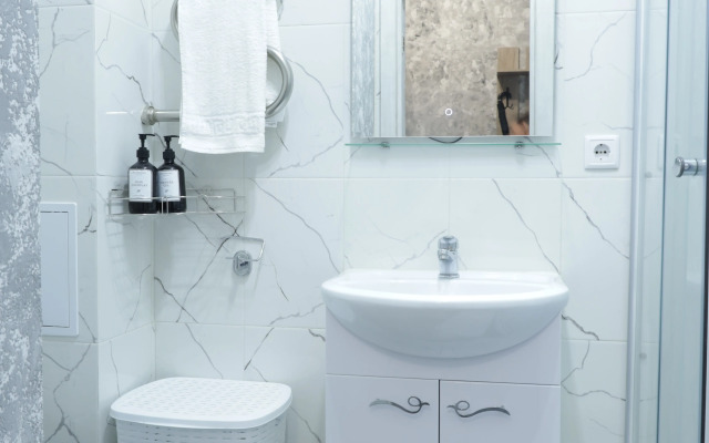 Booking Home Loft Pionerskaya Flat