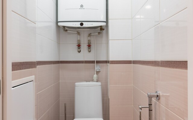 S dvumya konditsionerami i stilnym remontom Apartments