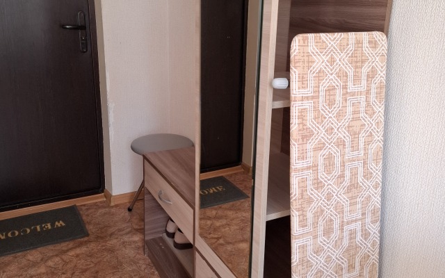 Studiya na Burnakovskoy Flat
