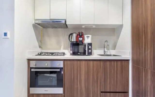 Reva 1BR by Live Well Apartments