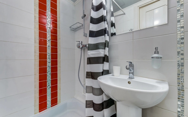 Апартаменты 5 на Лиговском проспекте (ЛИГ5)