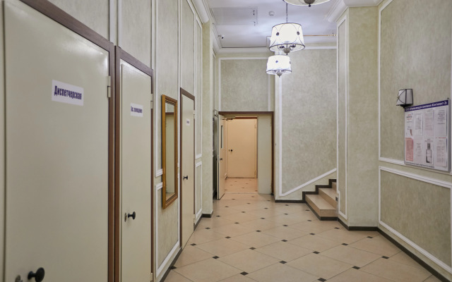 1896 Bolshaya Kvartira V ZHK Graf Orlov Apartments