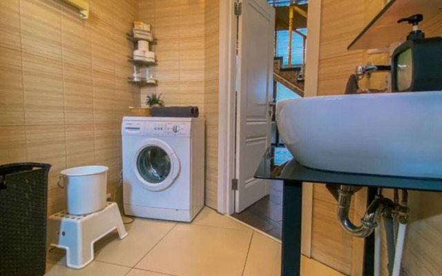 Семейно-Туристический загородный клуб Карамелькино Коттедж 2