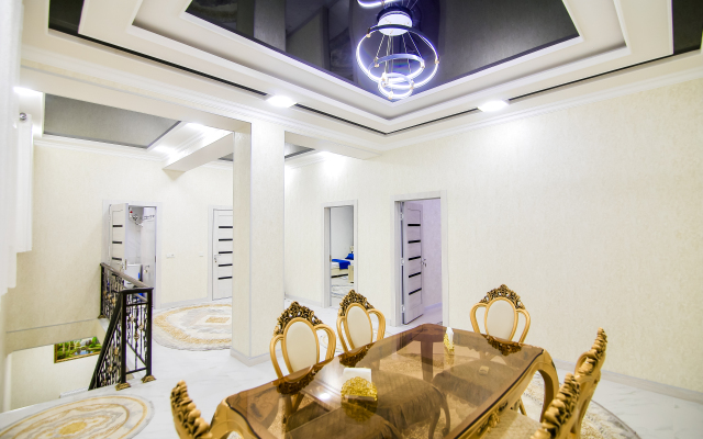 Частный Дом Cozy Two-Story House