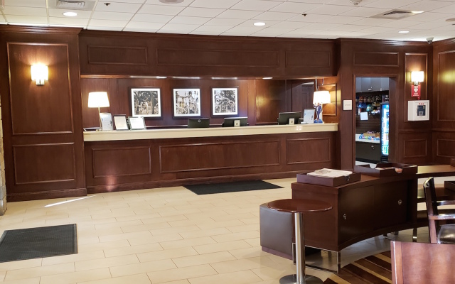 Wyndham Providence Airport Hotel