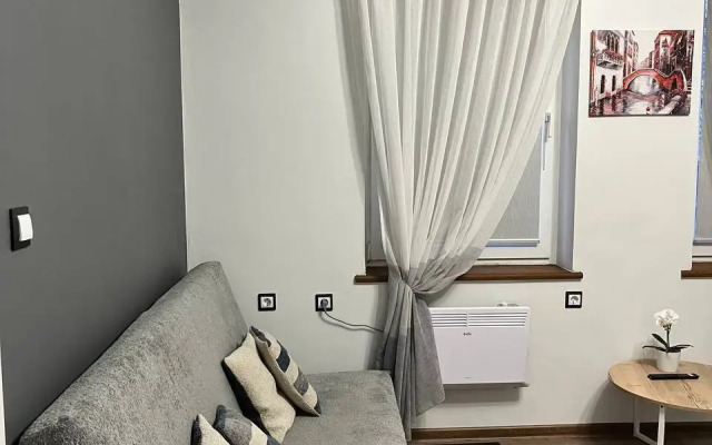 Na Oktyabryskoy, 1 Flat