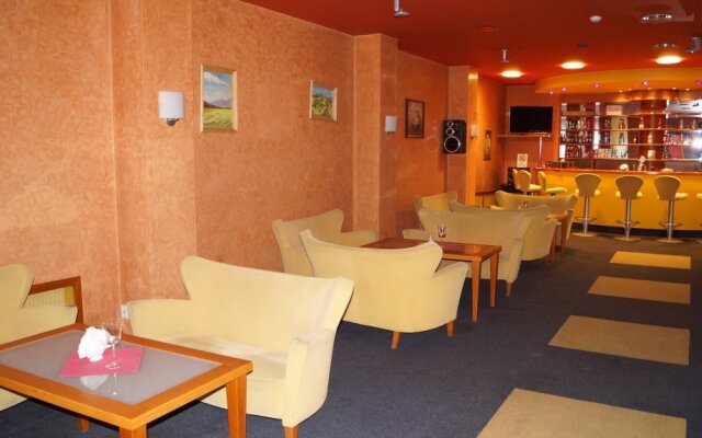 Holiday Resort Gronie Hotel