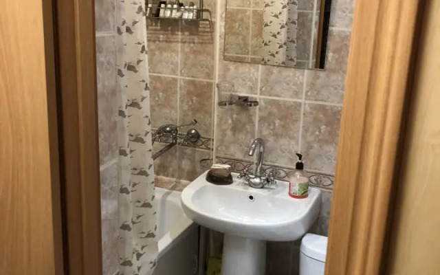 2-Kh Komnatnaya V Kurortnoy Zone G. Zheleznovodsk Flat