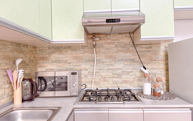 S Frantsuzskim Balkonom Apartaments