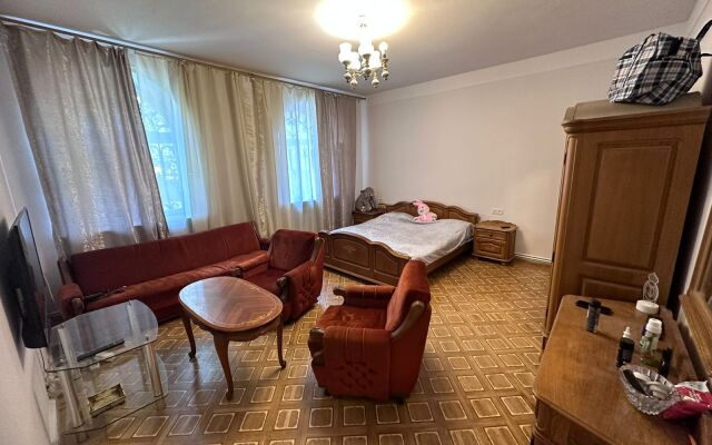 Aram Guest house