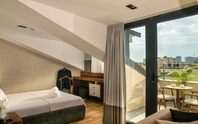 la mia suites Hotel