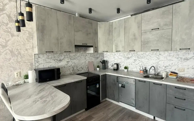 Квартира на Сергея Ушакова 3