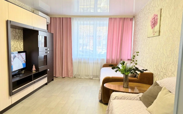 Квартира Двухкомнатная в Центре Города в Уссурийске