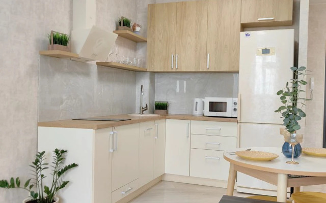 Квартира Яркая на Визнюка 14