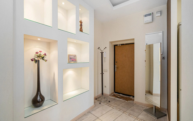 Ladgorna Na Marksa 8 Apartments