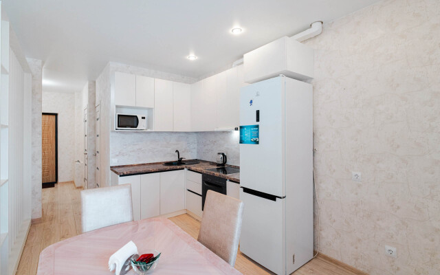 Studiya V Samom Tsentre Levogo Berega Irtysha Apartments