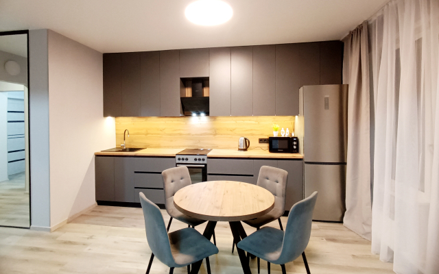 S Fontanom Vo Dvore Flat