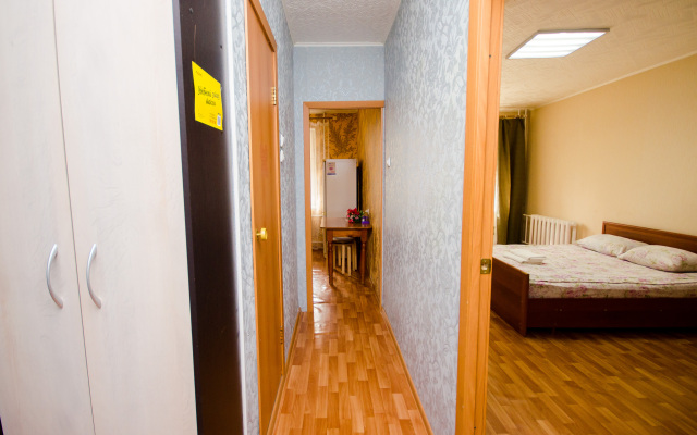 Apartamenty Kvartirny Vopros na Artema 108 Flat