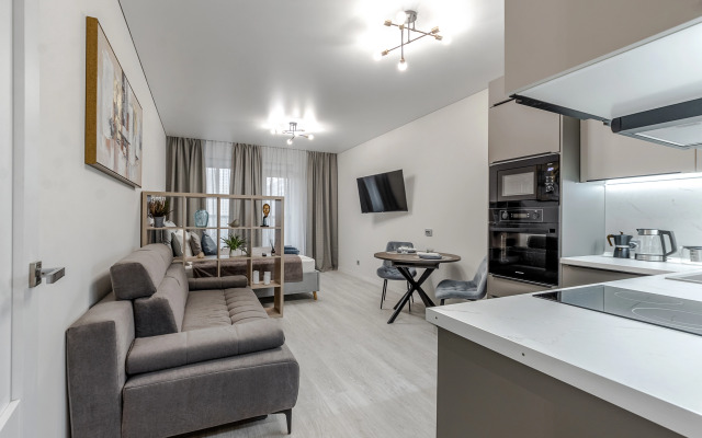 Prostornye u Nevy Apartments