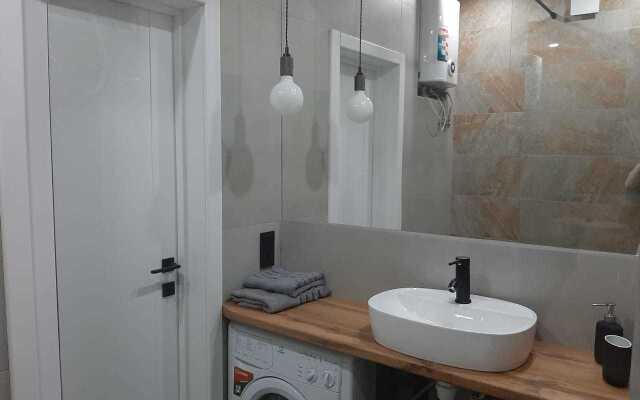 Lyuks V Dzhet Flat