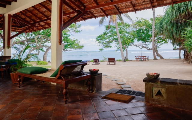 South Point Abbey 4 bedroom beach front Villa