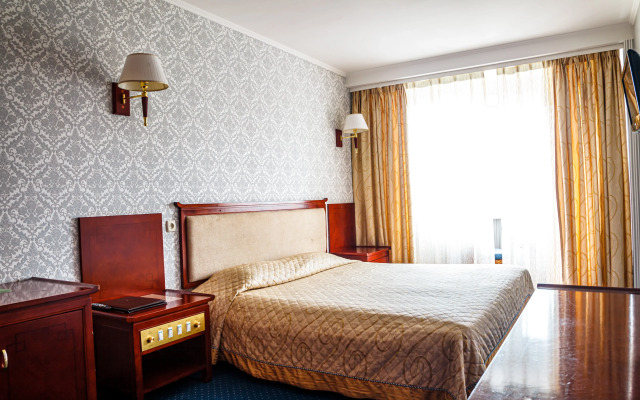 Komandor Hotel