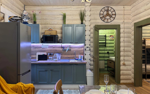 Частный дом У друзей сруб