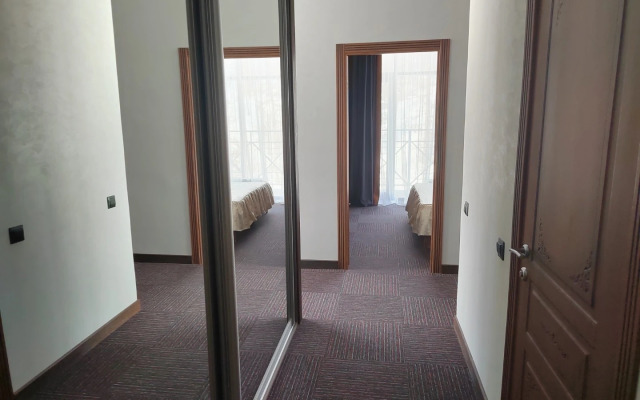 Pentkhaus Business Residence, 1007 Apartments