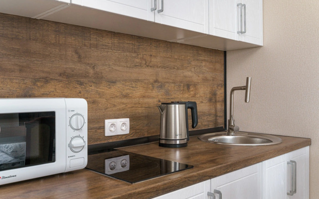 Uluchshennaya Studiya S Vidom Na Gorod Dom Smile Apartments