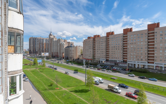 White nights near Pionerskaya metro station Apartments