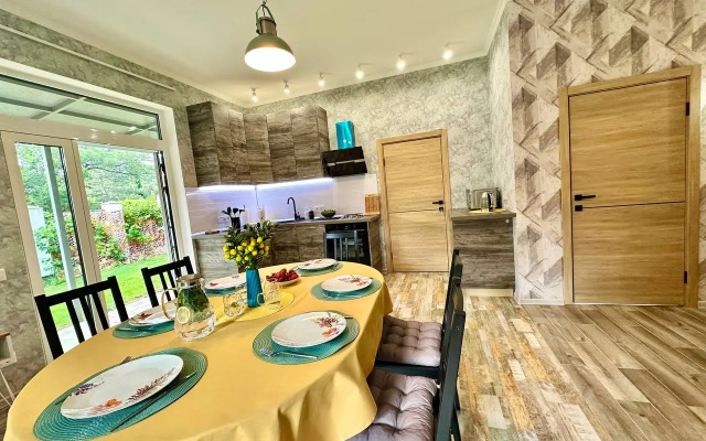 Karlimone Private house