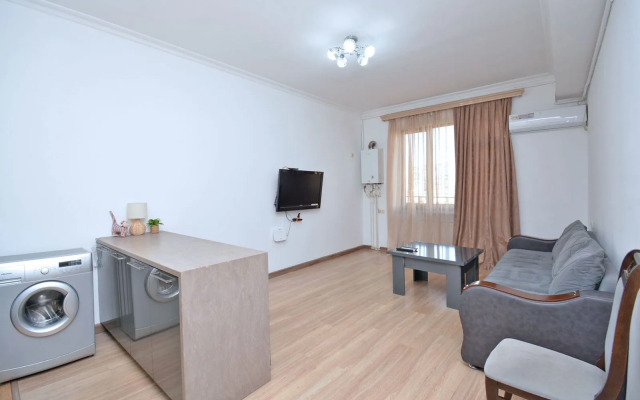 Perte House Apartment's on Argishti 13 Street Apartments