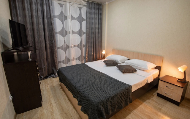 Апартаменты евро2 на Красной в центре города , заселение круглосуточно by Depart Apart