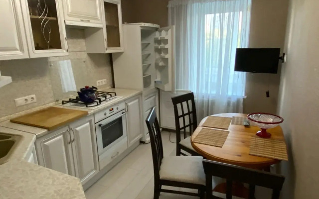 S Vidom Na Voznesenskiy Khram Flat