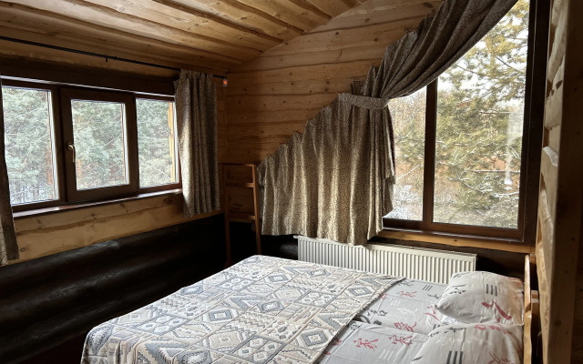 Serebryanye Ruchyi Guest House