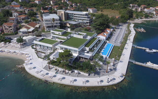 Отель Hyatt Regency Kotor Bay Resort