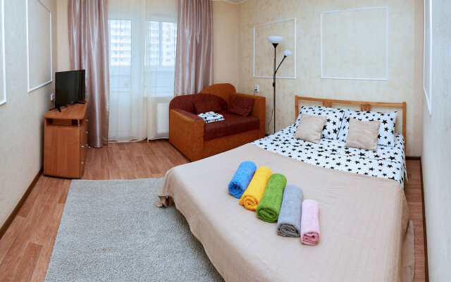 Квартира с балконом на Котлярова 13