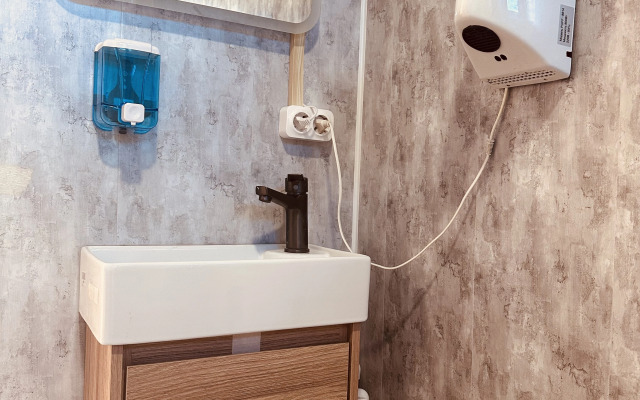 A-Freym V Samom Tsentre Lesa Private house